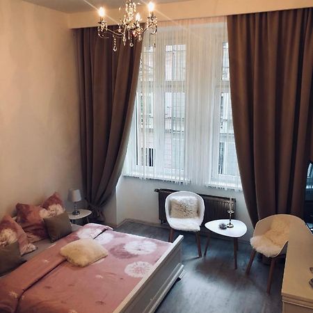 Tomas Apartments Gold Κάρλοβι Βάρι Εξωτερικό φωτογραφία